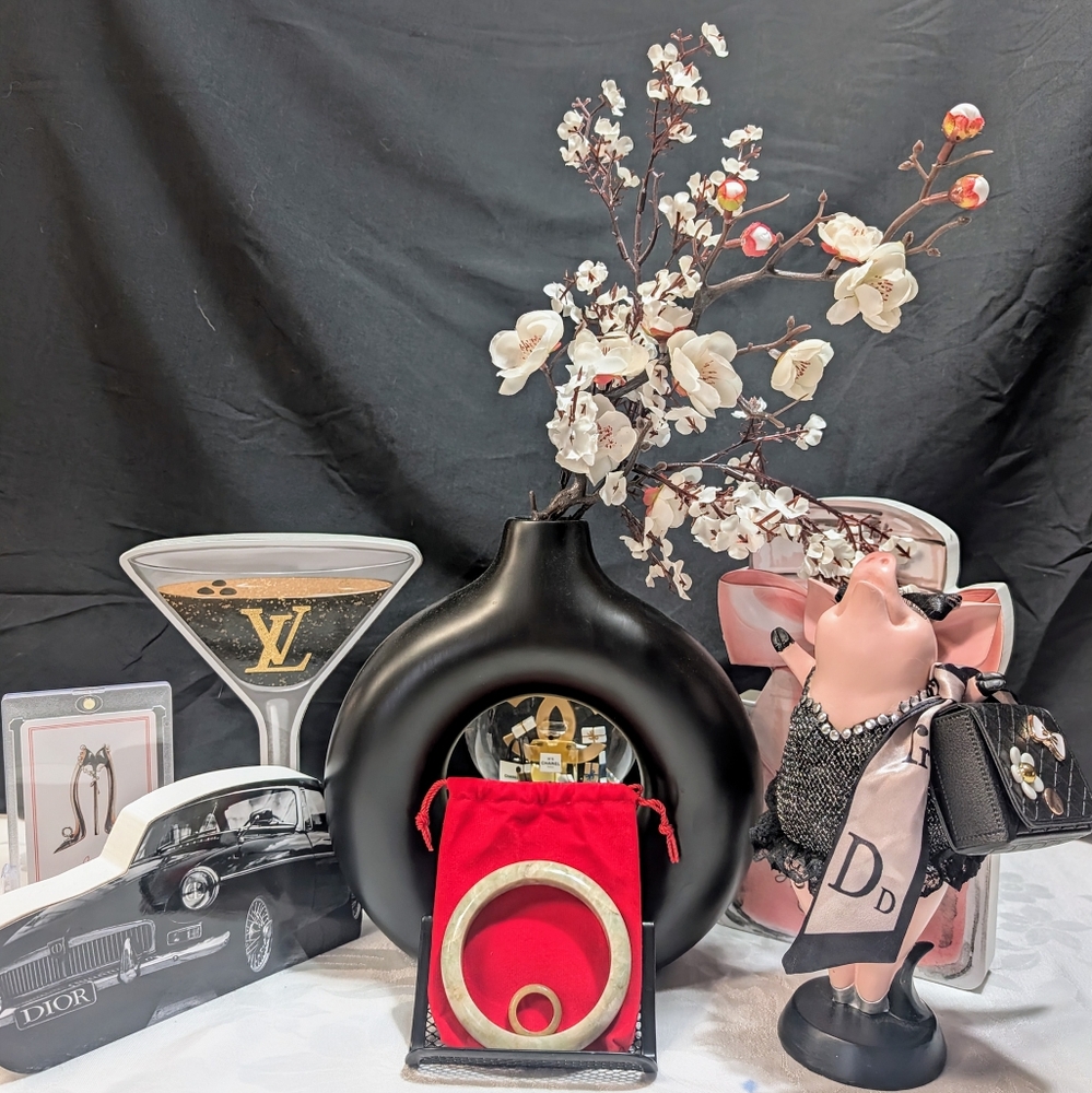 Solid Jade Bangle Bracelet - image 1